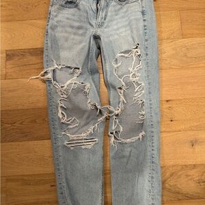 American Eagle Light Wash Jeans with Holes